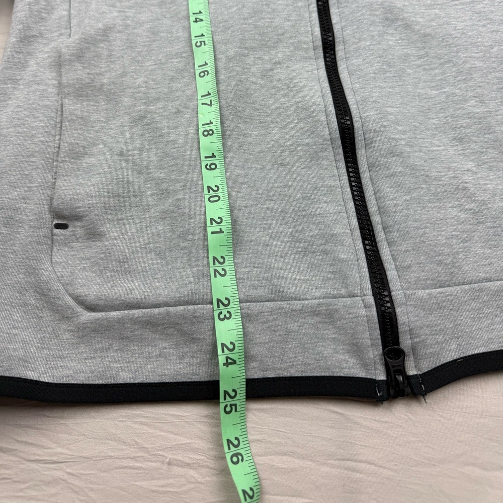 Nike Tech Men’s Sports Zip Up Performance Hoodie in Grey M - Picture 7 of 9